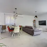 Vila Flavia